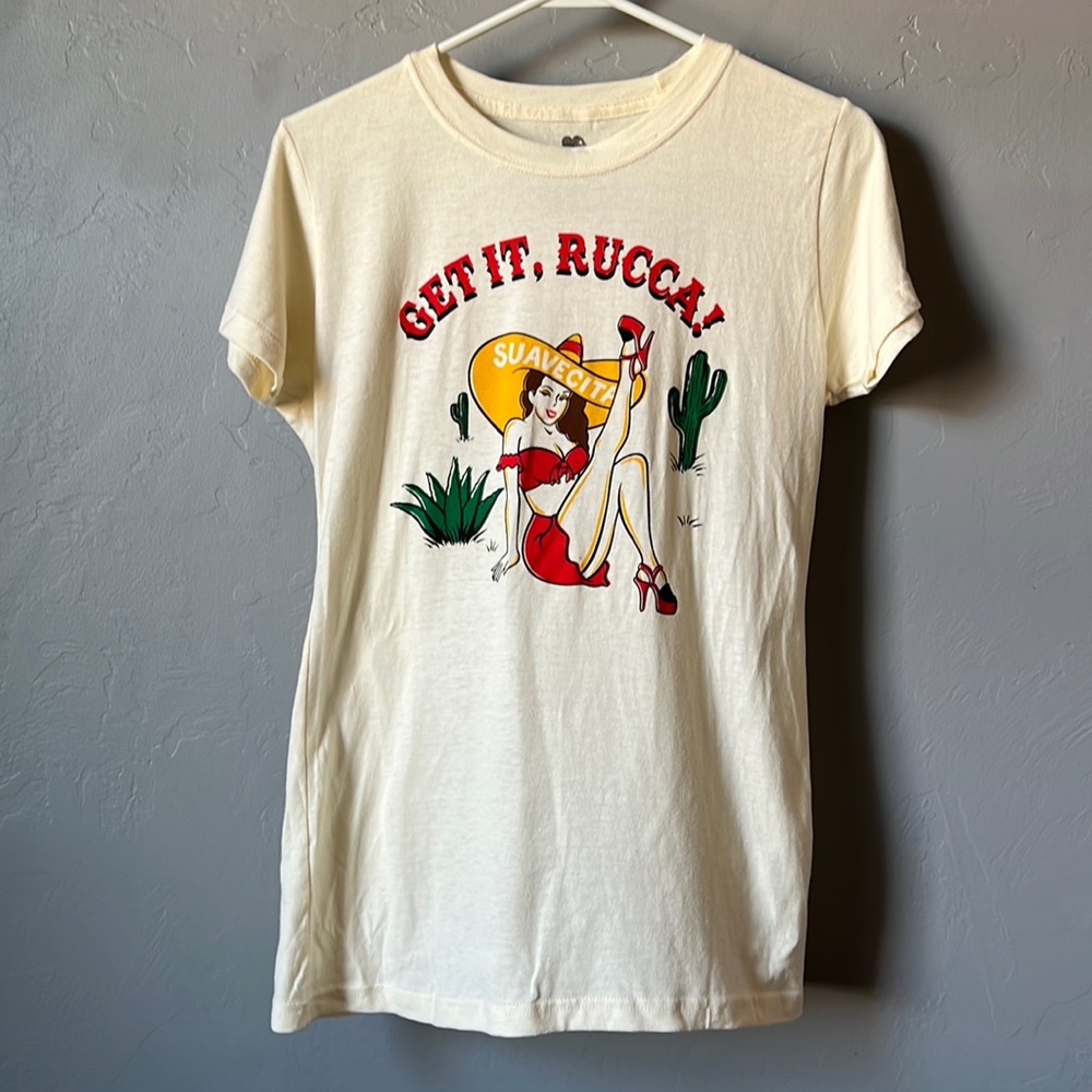SUAVECITA Tee